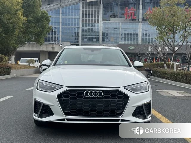Audi A4L id 4297843 из Китая 8