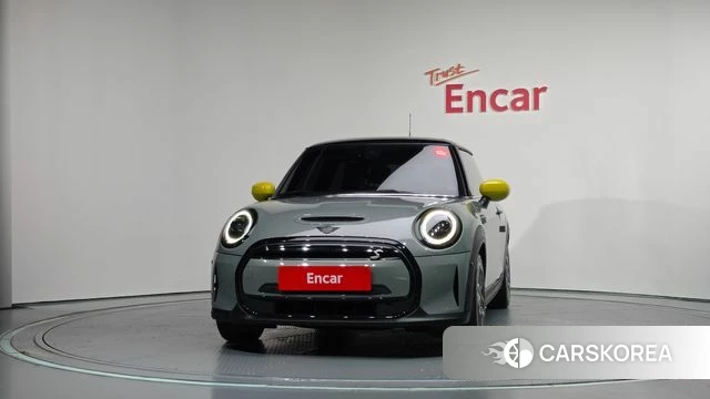 Mini Cooper Electric id 4848677 из Кореи 23