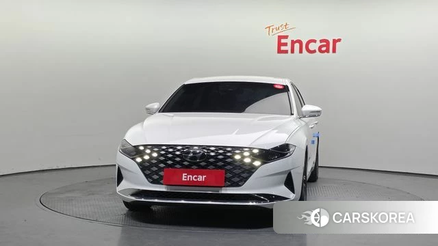 Hyundai The New Grandeur IG id 3794844 из Кореи 13