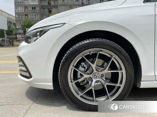 Volkswagen Golf id 4298073 из Китая 18