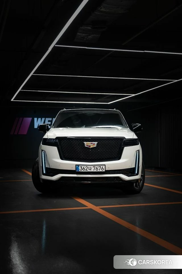 Cadillac Escalade 5th Generation 2021 Белый из Кореи, фото 4