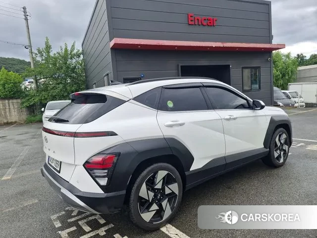 Hyundai Kona (SX2) 2023 Белый из Кореи, фото 3