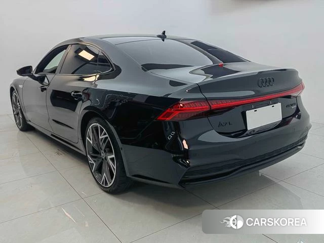 Audi A7L id 4265996 из Китая 12