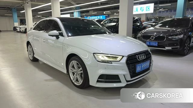 Audi A3 2019 Белый из Китая, фото 3