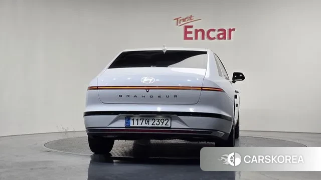 Hyundai Grandeur (GN7) id 3585961 из Кореи 13