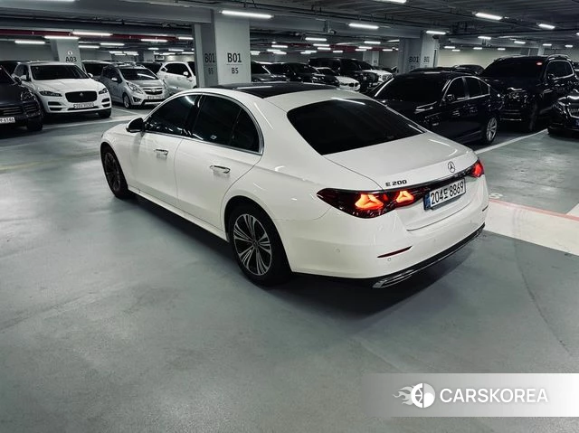 Mercedes-Benz E-Class W214 id 3909337 из Кореи 13