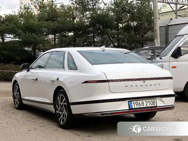 Hyundai Grandeur Hybrid (GN7) id 3503032 из Кореи 13