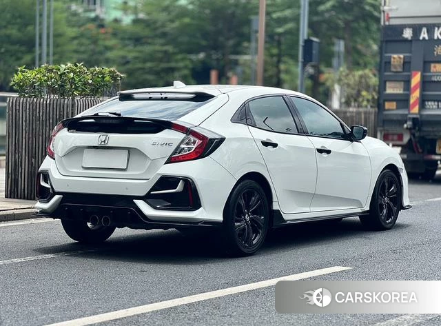 Honda Civic id 4333635 из Китая 18