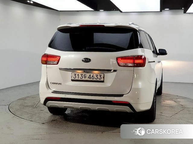 Kia All New Carnival id 4652428 из Кореи 13