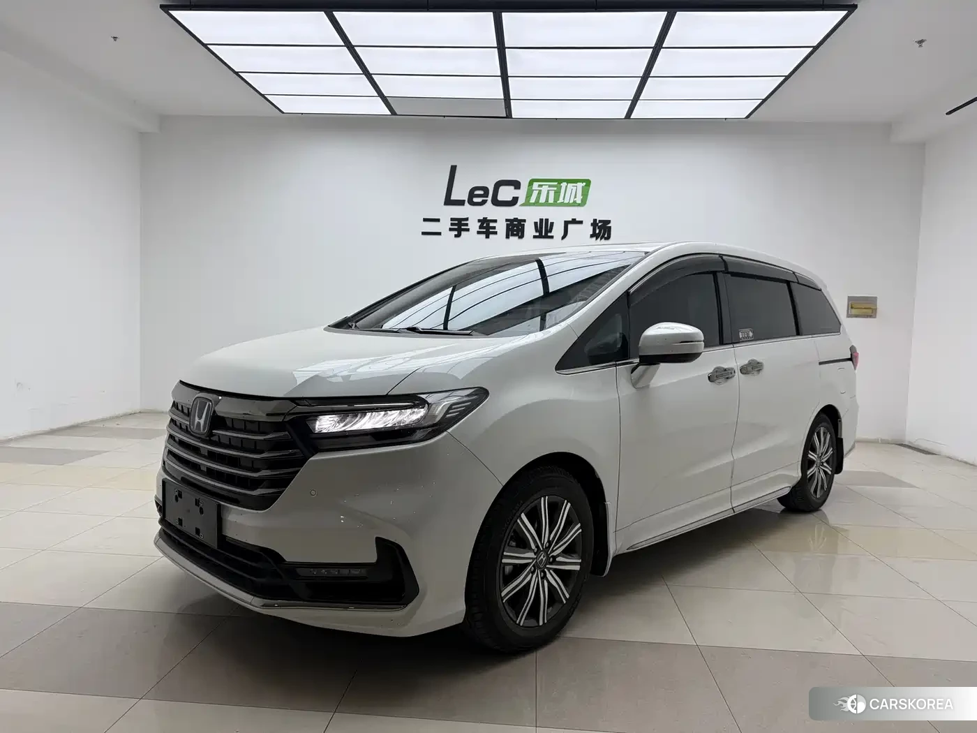 Honda Odyssey id 4559727 из Китая 15