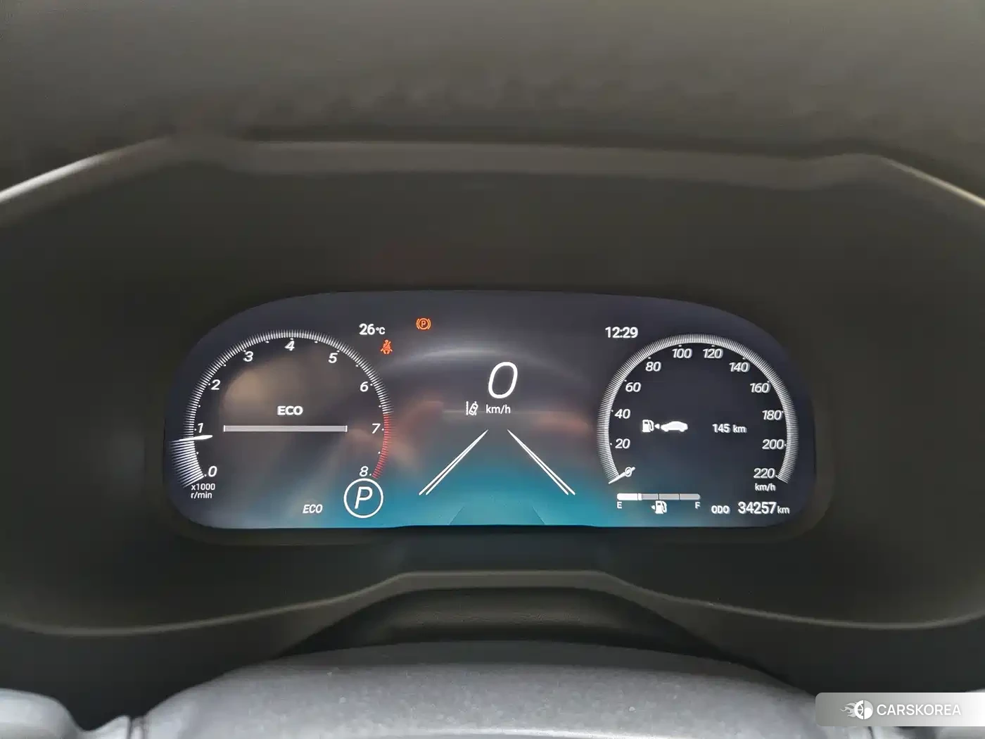 Toyota RAV4 2024 Черный из Китая, фото 3