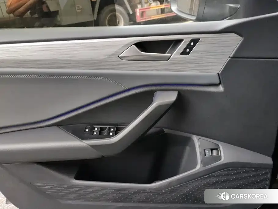 Volkswagen Sagitar id 4553734 из Китая 8