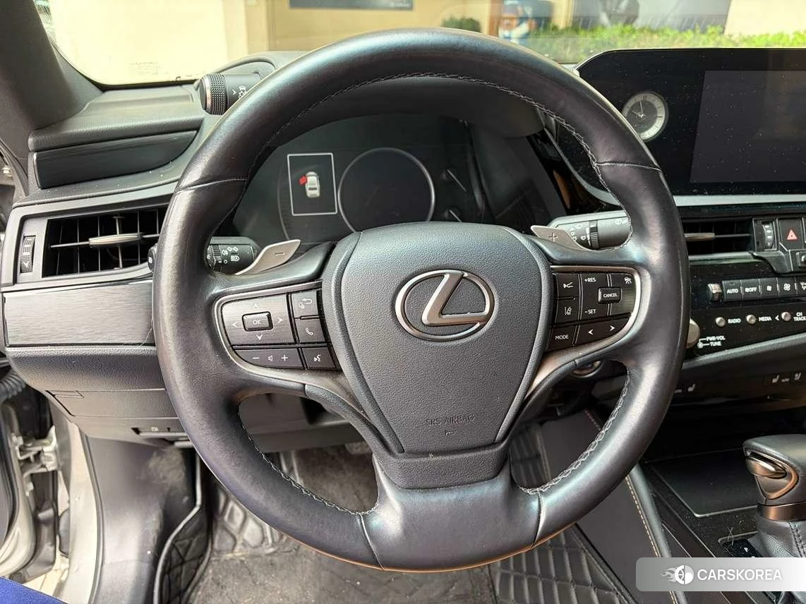Lexus ES id 4462060 из Китая 8