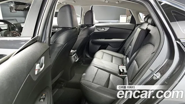 Kia Come New K3 id 2664588 из Кореи 13