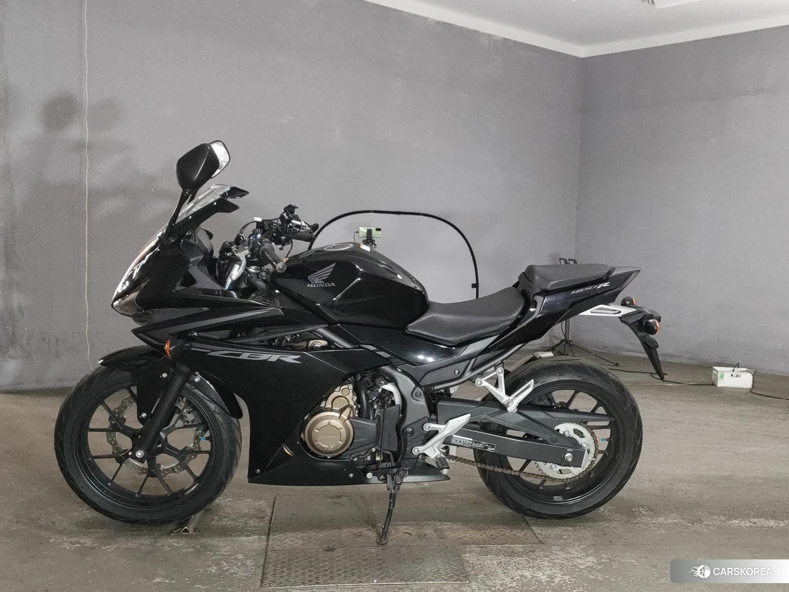 Проданный Honda CBR400R id 3970345 из Японии