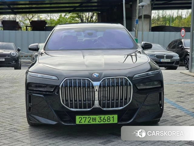 BMW 7 Series (G70) 2025 Черный из Кореи, фото 3