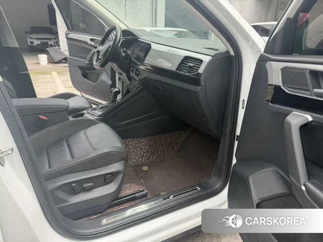Volkswagen Tanyue 2021 Белый из Китая, фото 4