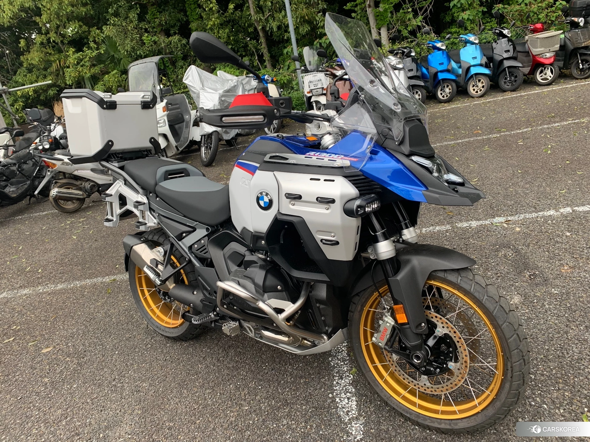 BMW R1300GS ADVENTURE 2025 из Японии
