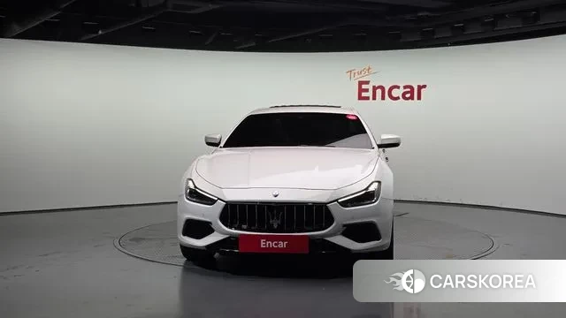 Maserati Ghibli id 3329698 из Кореи 13