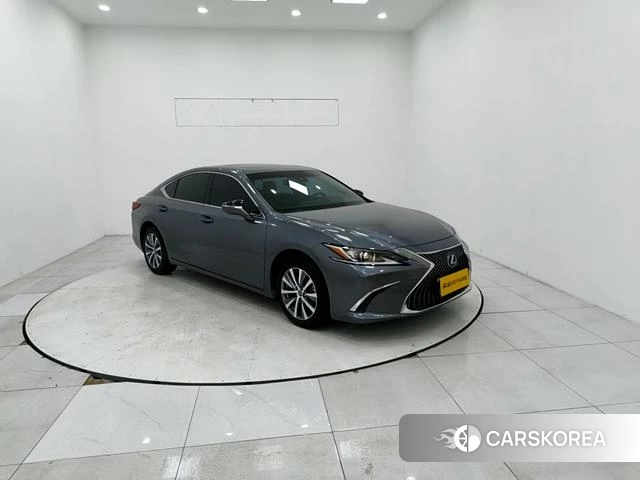 Lexus ES id 4208015 из Китая 13