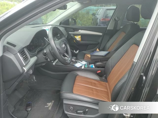 Audi Q5L id 4392013 из Китая 14