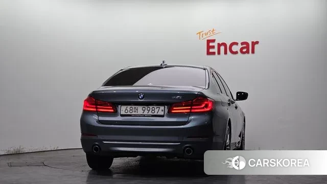 BMW 5 Series (G30) id 3709007 из Кореи 13
