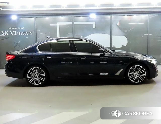 BMW 5 Series (G30) id 4520171 из Кореи 13