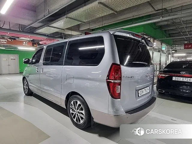 Hyundai The New Grand Starex id 3761075 из Кореи 13