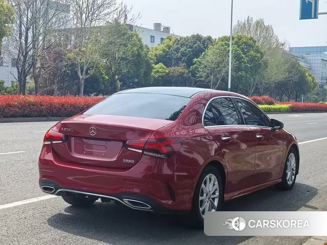Mercedes-Benz Class A 2021 Красный из Китая, фото 3