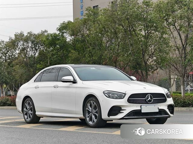 Mercedes-Benz E-class 2022 Белый из Китая, фото 3