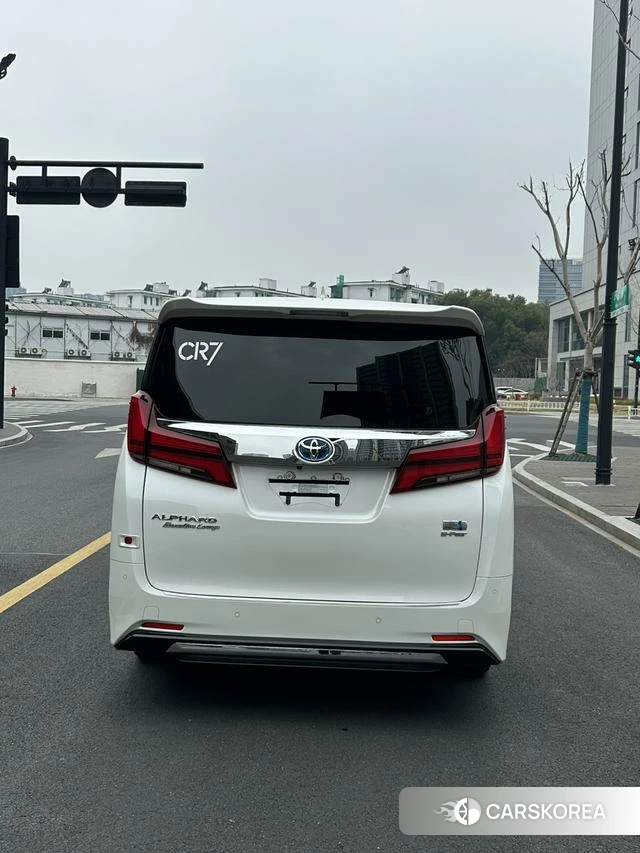 Toyota Elfa id 4260851 из Китая 12