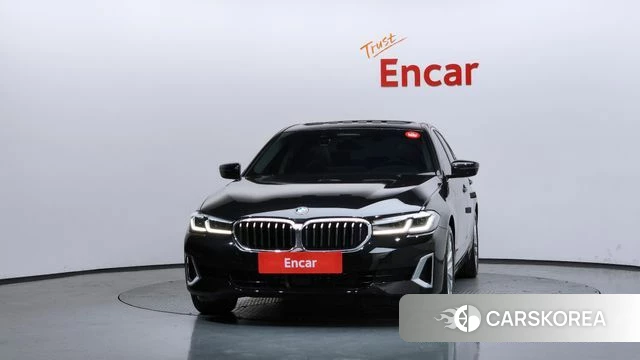 BMW 5 Series (G30) id 4415371 из Кореи 23
