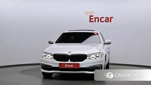 BMW 5 Series (G30) id 3500127 из Кореи 13