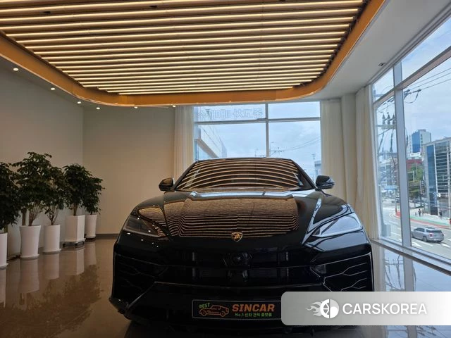 Lamborghini Urus 2026 Черный из Кореи, фото 6