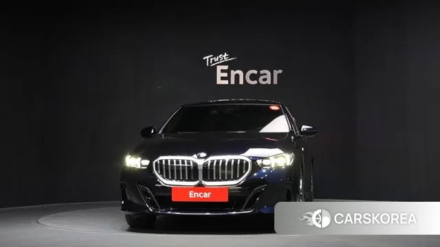 BMW 5 Series (G60) id 3560085 из Кореи 13