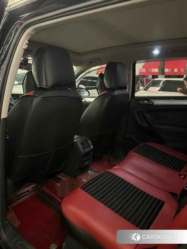 Volkswagen Tiguan L 2021 Черный из Китая, фото 3