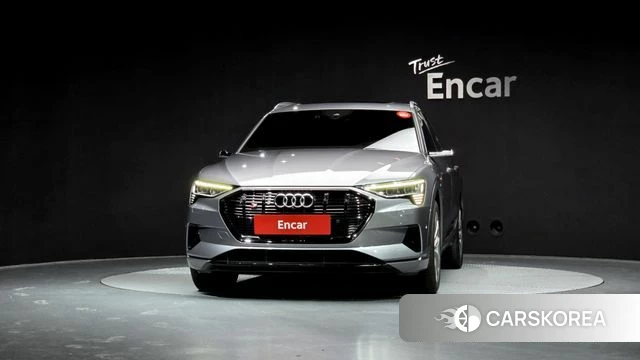 Audi e-Tron id 4019382 из Кореи 13