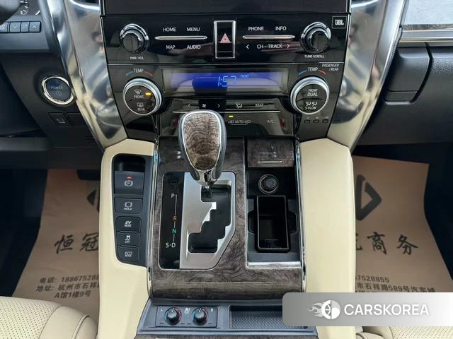 Toyota Elfa 2022 Белый из Китая, фото 6