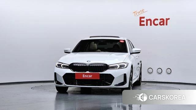 BMW 3 Series (G20) id 4474449 из Кореи 23