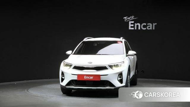 Kia Stonic id 4900035 из Кореи 13