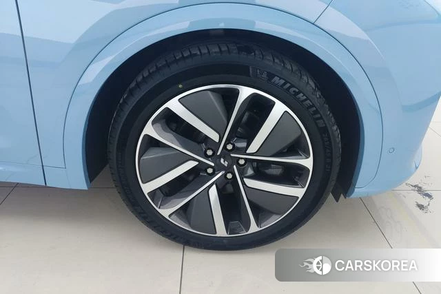 Ideal car Ideal L7 id 4236645 из Китая 10