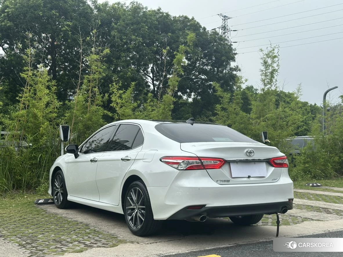 Toyota Camry id 4454371 из Китая 17