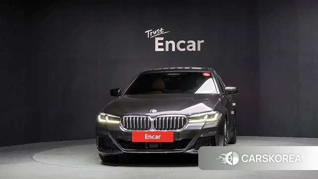 BMW 5 Series (G30) id 3616494 из Кореи 13