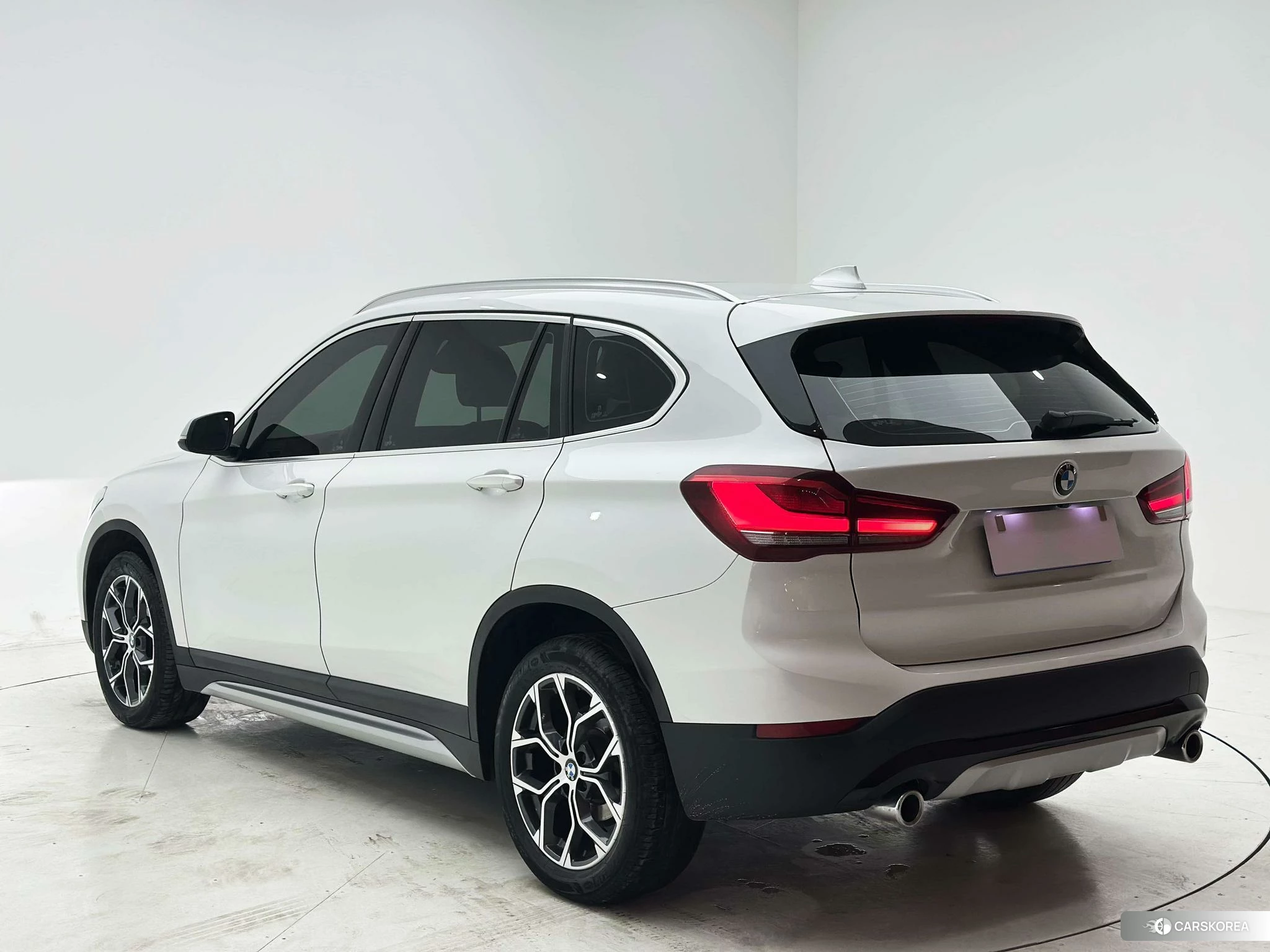 BMW X1 id 4420823 из Китая 17