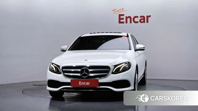 Mercedes-Benz E-Class W213 id 4417430 из Кореи 23