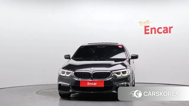 BMW 5 Series (G30) id 3728643 из Кореи 13