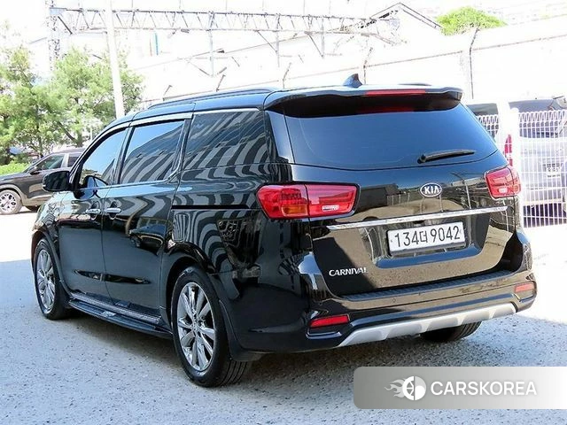 Kia The New Carnival id 4232999 из Кореи 13