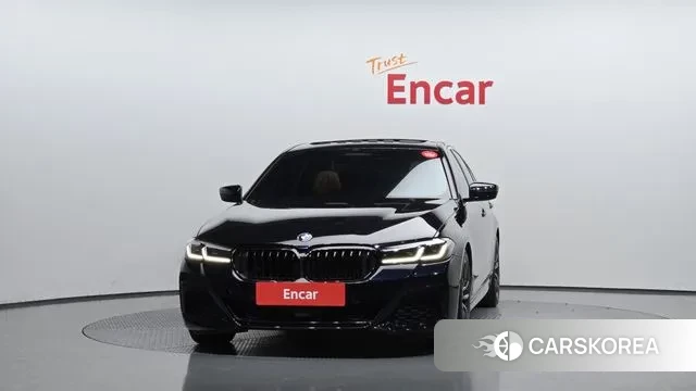 BMW 5 Series (G30) id 3355060 из Кореи 13