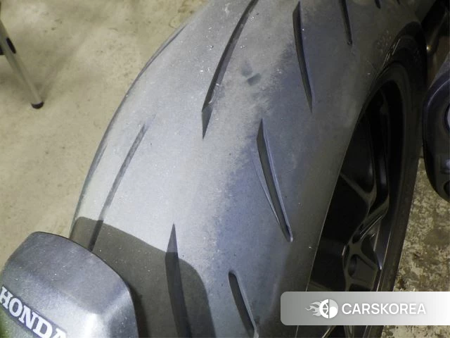 Honda CB1000R id 4184409 из Японии 17