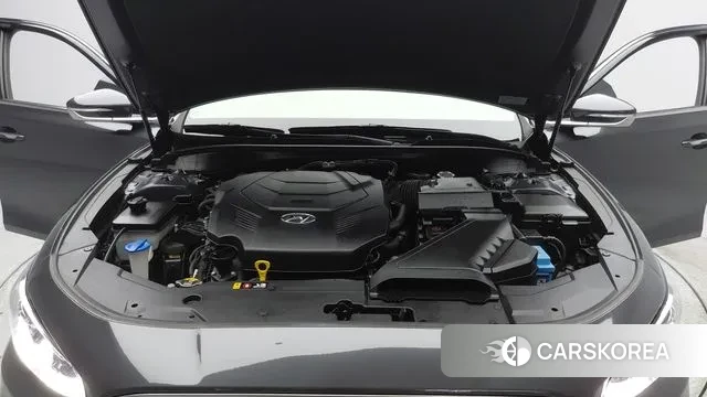 Hyundai Grandeur IG id 3403216 из Кореи 13